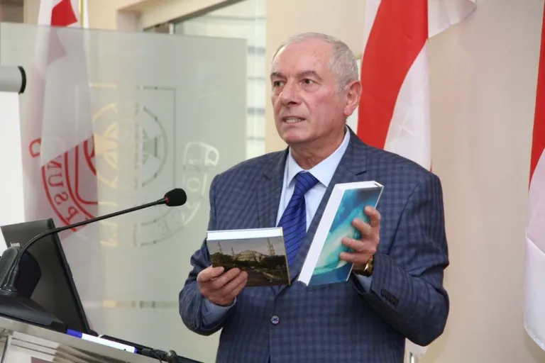 შეხვედრა პროფესორ ავთანდილ ნიკოლეიშვილთან