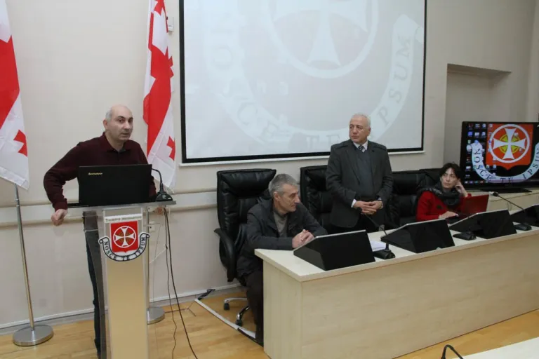 საინფორმაციო შეხვედრა საგანმანათლებლო პროგრამების შედგენაზე მომუშავე ჯგუფთებთან