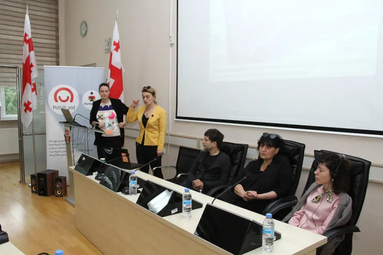 სემინარი: "ყრუ-უსინათლო ადამიანთა პრობლემები"
